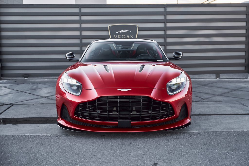 Used 2024 Aston Martin DB12 image 14