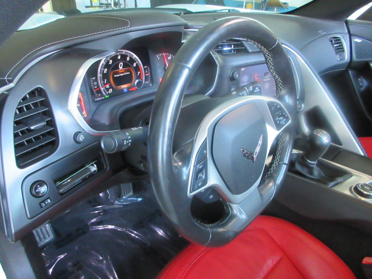 Used 2017 Chevrolet Corvette Stingray Coupe w/ Carbon Flash Badge Package image 37