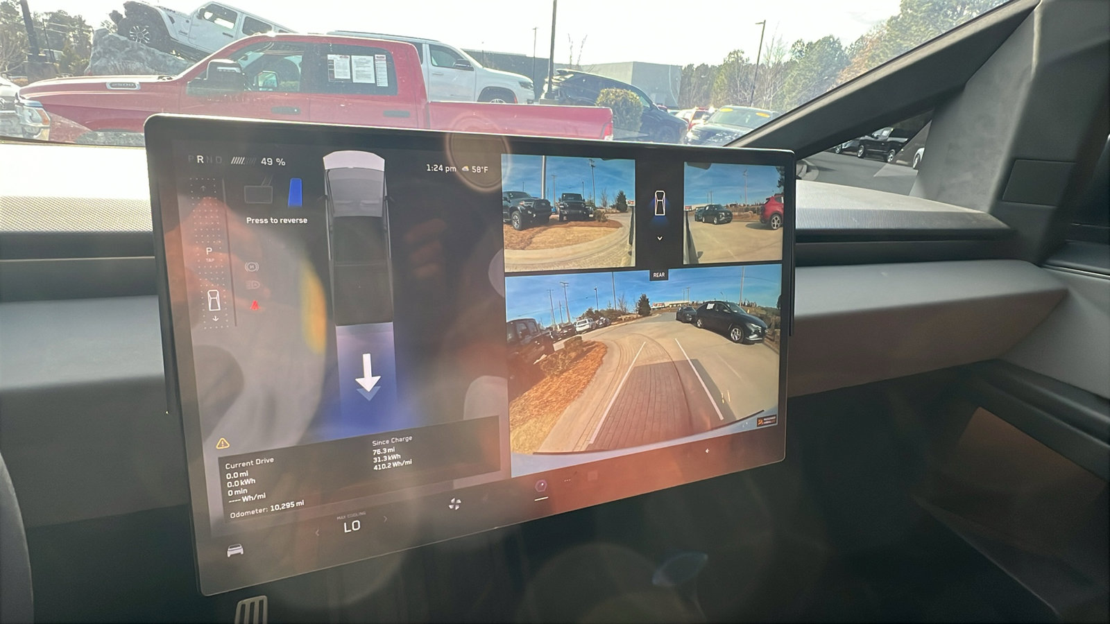 Used 2025 Tesla Cybertruck AWD Crew Cab image 29