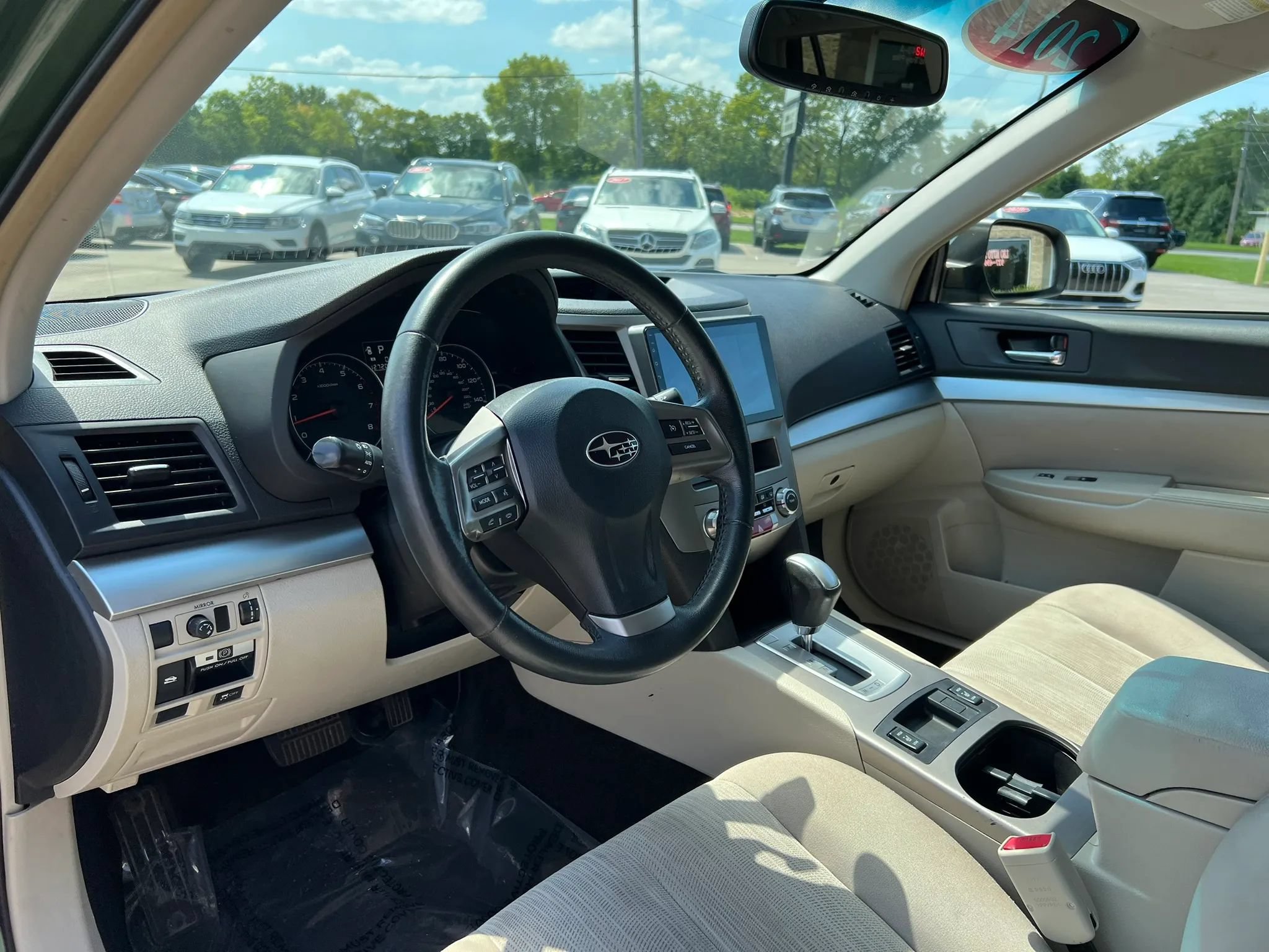 Used 2014 Subaru Outback 2.5i Premium w/ Popular Package #1B AWD/4WD image 14