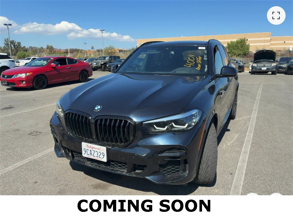 Used 2022 BMW X5 xDrive40i w/ M Sport Package image 1