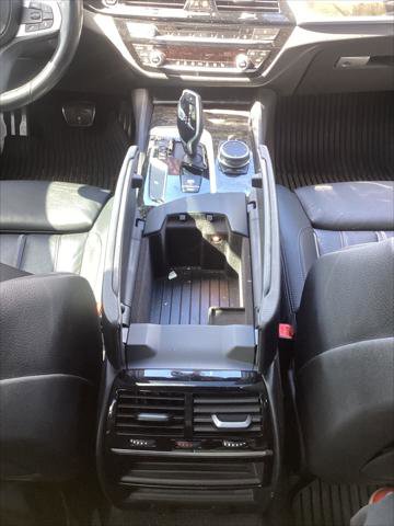 Used 2019 BMW 540i w/ M Sport Package RWD image 24