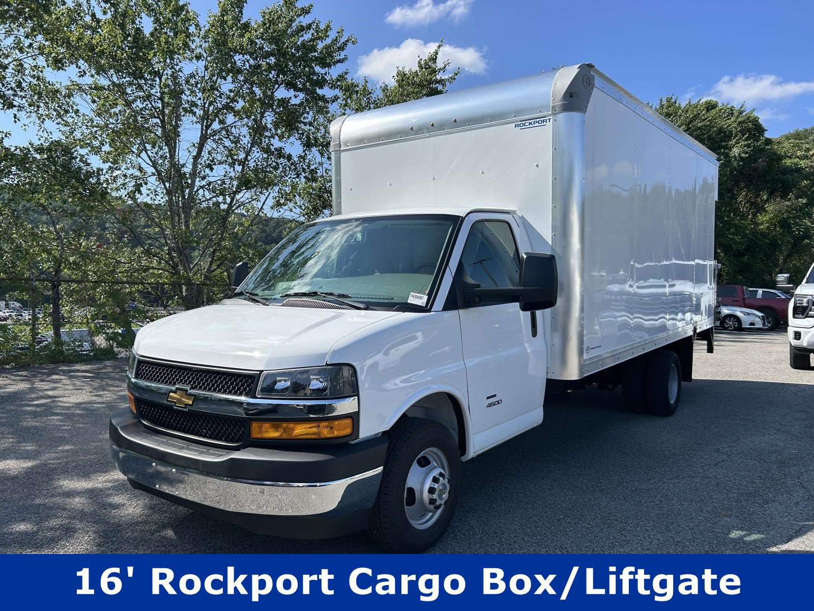 New 2026 Chevrolet Express 4500 w/ Power Convenience Package RWD image 3
