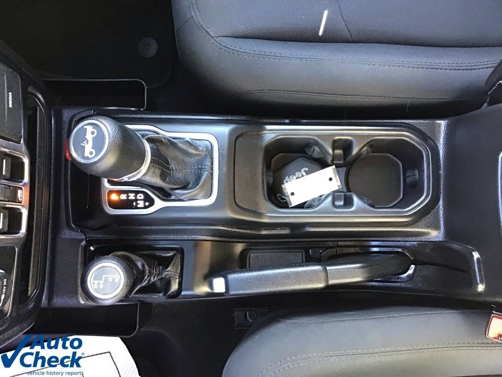 Used 2019 Jeep Wrangler Unlimited Sport S image 32