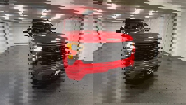 Certified 2023 Chevrolet Silverado 1500 Custom image 3