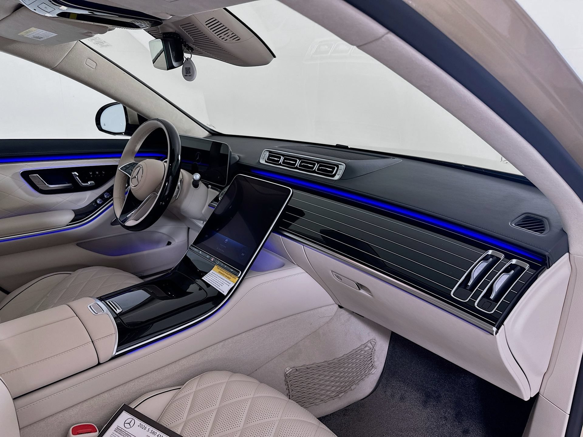 New 2026 Mercedes-Benz S 580 4MATIC Sedan image 32