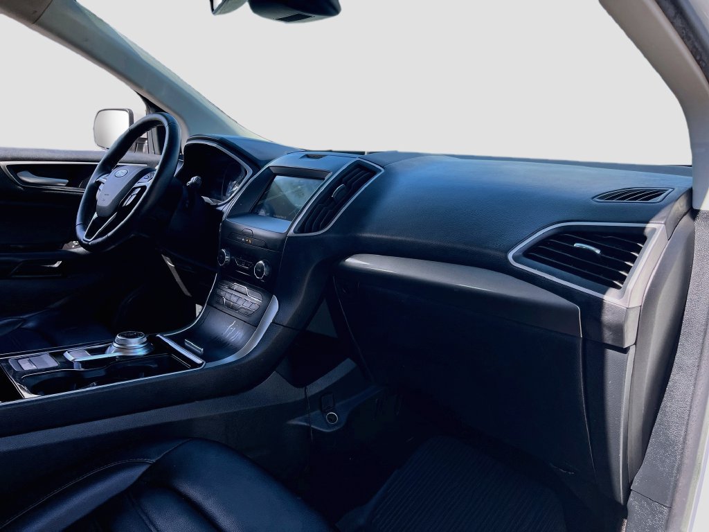 Used 2020 Ford Edge SEL w/ Convenience Package FWD image 28