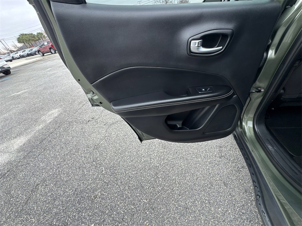 Used 2021 Jeep Compass Sport image 21