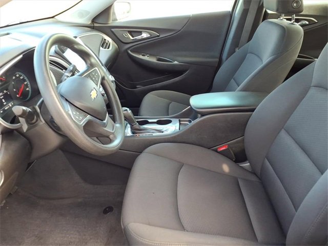 Used 2020 Chevrolet Malibu LS image 9