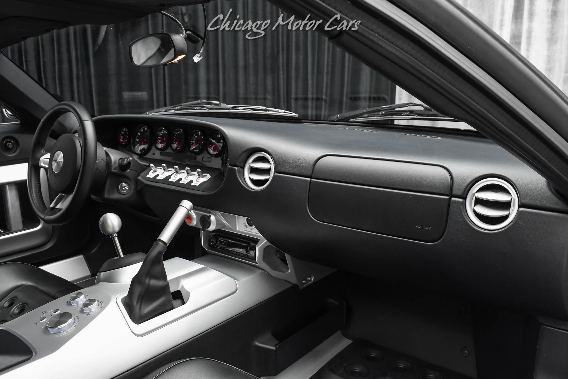 Used 2006 Ford GT image 21