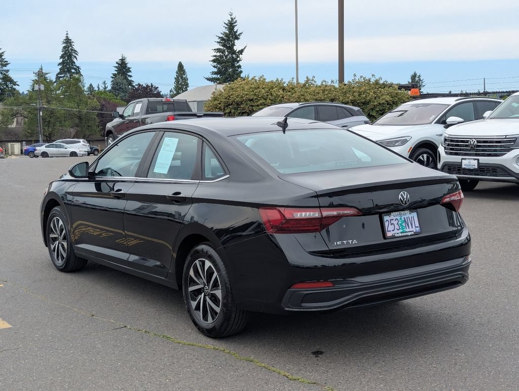 Used 2023 Volkswagen Jetta S FWD image 3