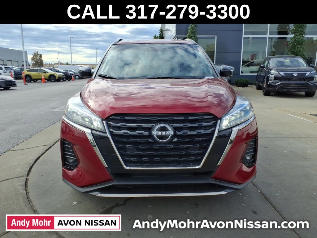 Used 2022 Nissan Kicks SR FWD image 3