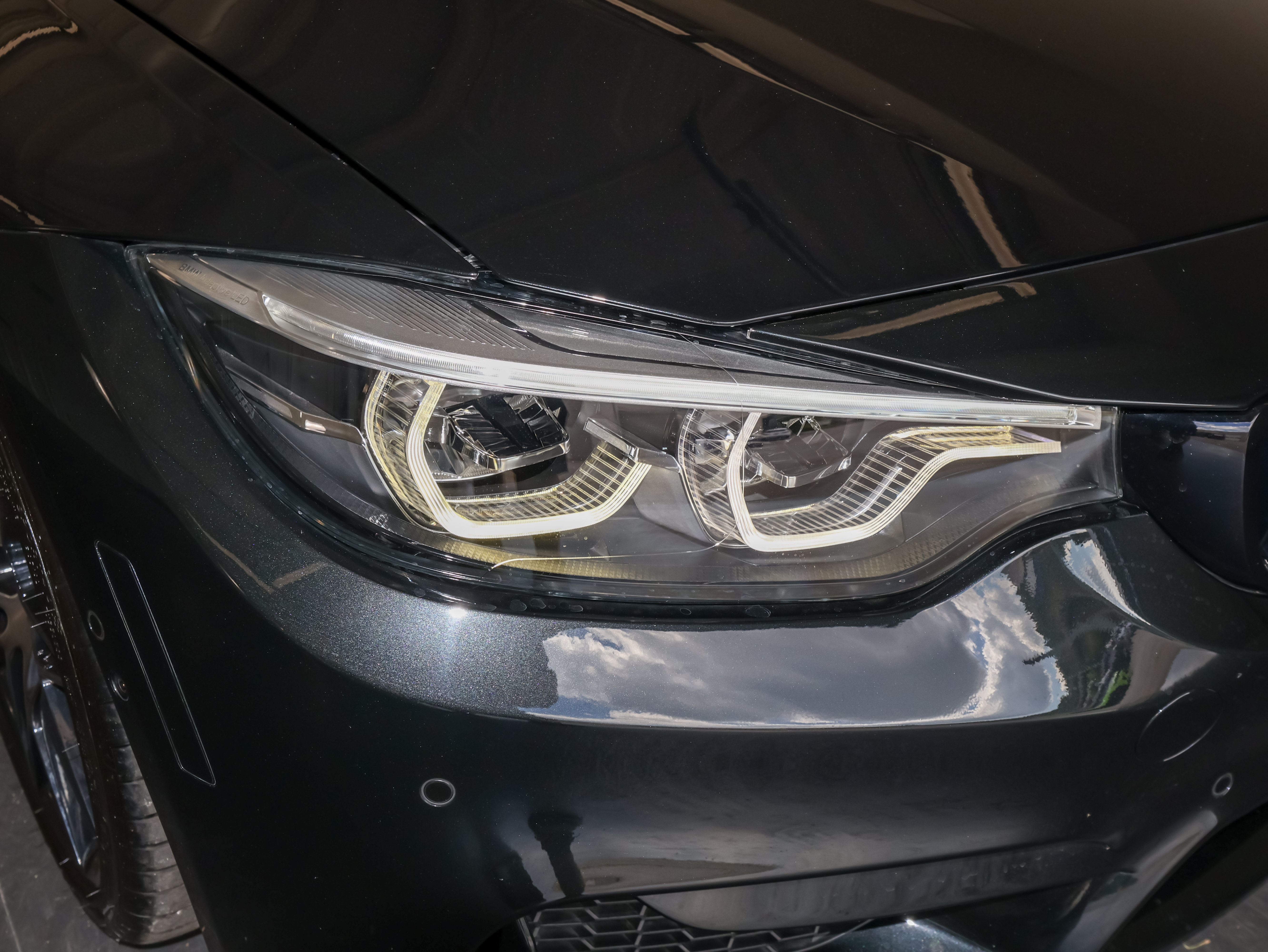 Used 2018 BMW M3 w/ Competition Package RWD image 40