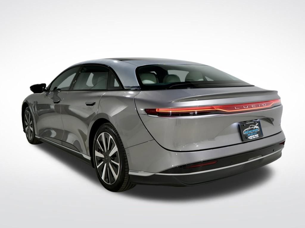 Used 2022 Lucid Air Grand Touring image 8