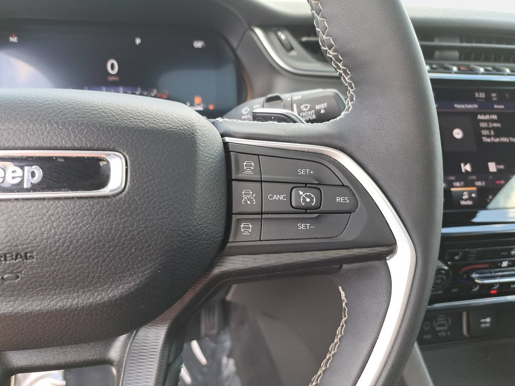 Certified 2024 Jeep Grand Cherokee Altitude AWD/4WD image 18