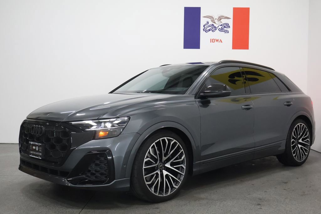 Used 2025 Audi SQ8 Prestige w/ Prestige Package image 8