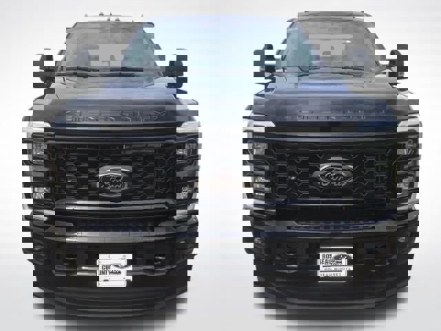 New 2026 Ford F350 XLT image 2