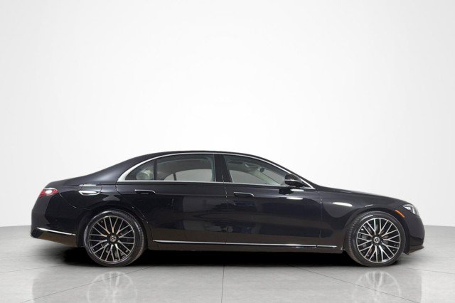Used 2026 Mercedes-Benz S 500 4MATIC image 6