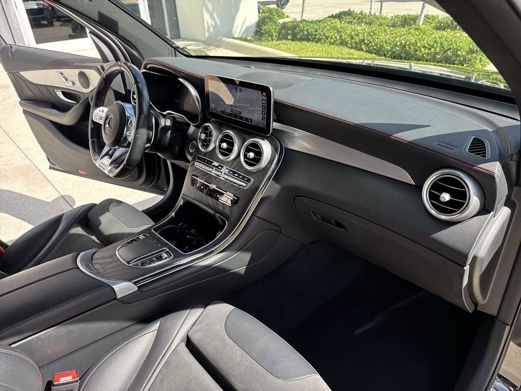 Used 2022 Mercedes-Benz GLC 43 AMG 4MATIC image 32