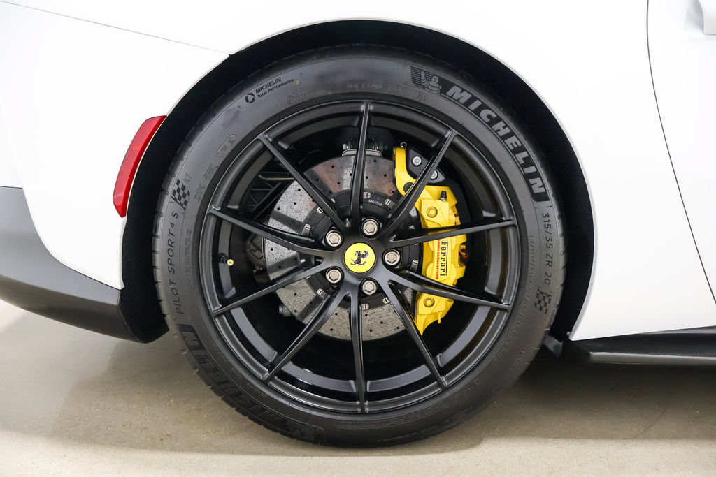 Used 2022 Ferrari 812 GTS RWD image 44