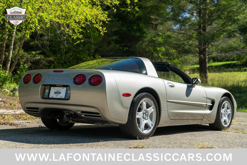 Used 1999 Chevrolet Corvette Coupe RWD image 6
