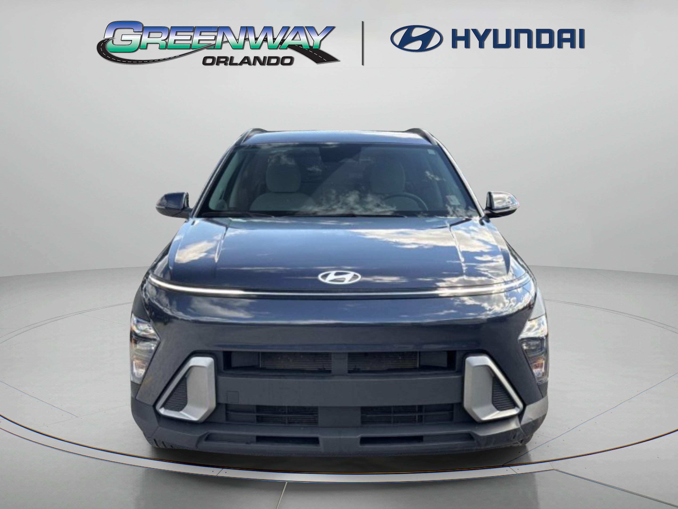Used 2024 Hyundai Kona SEL w/ Convenience Package FWD image 2