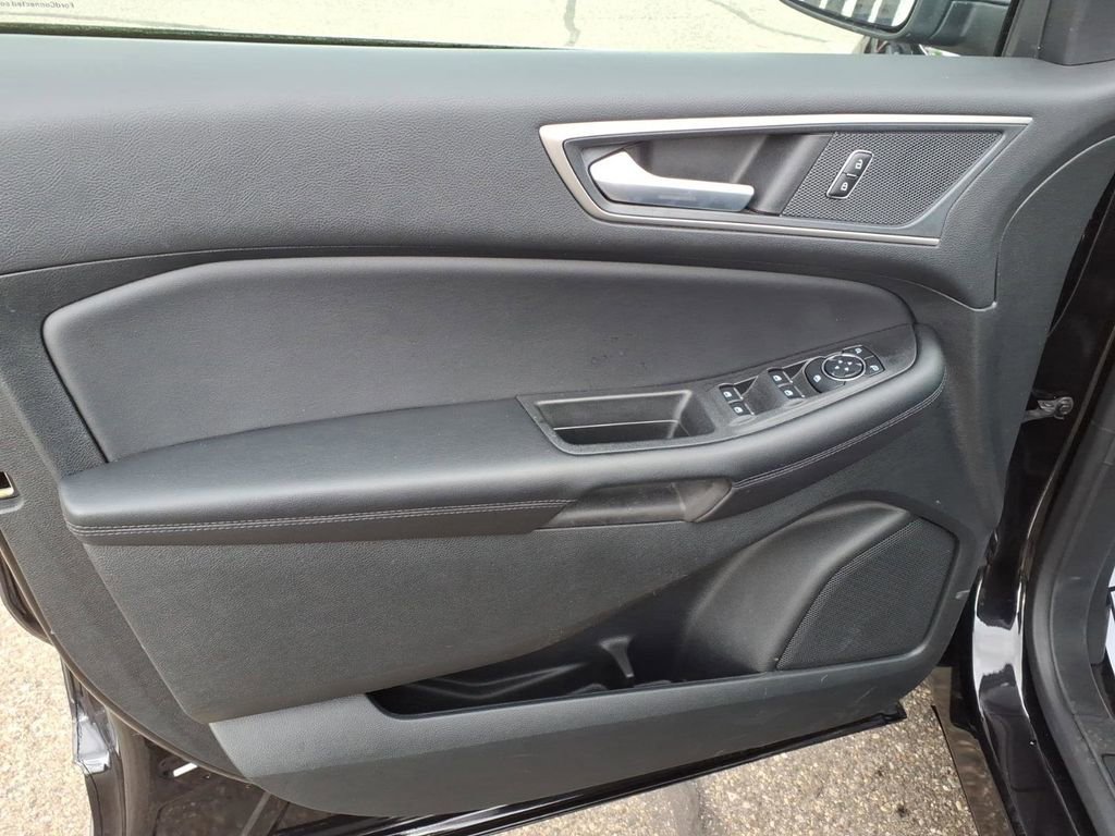 Used 2023 Ford Edge SEL w/ Convenience Package AWD/4WD image 13