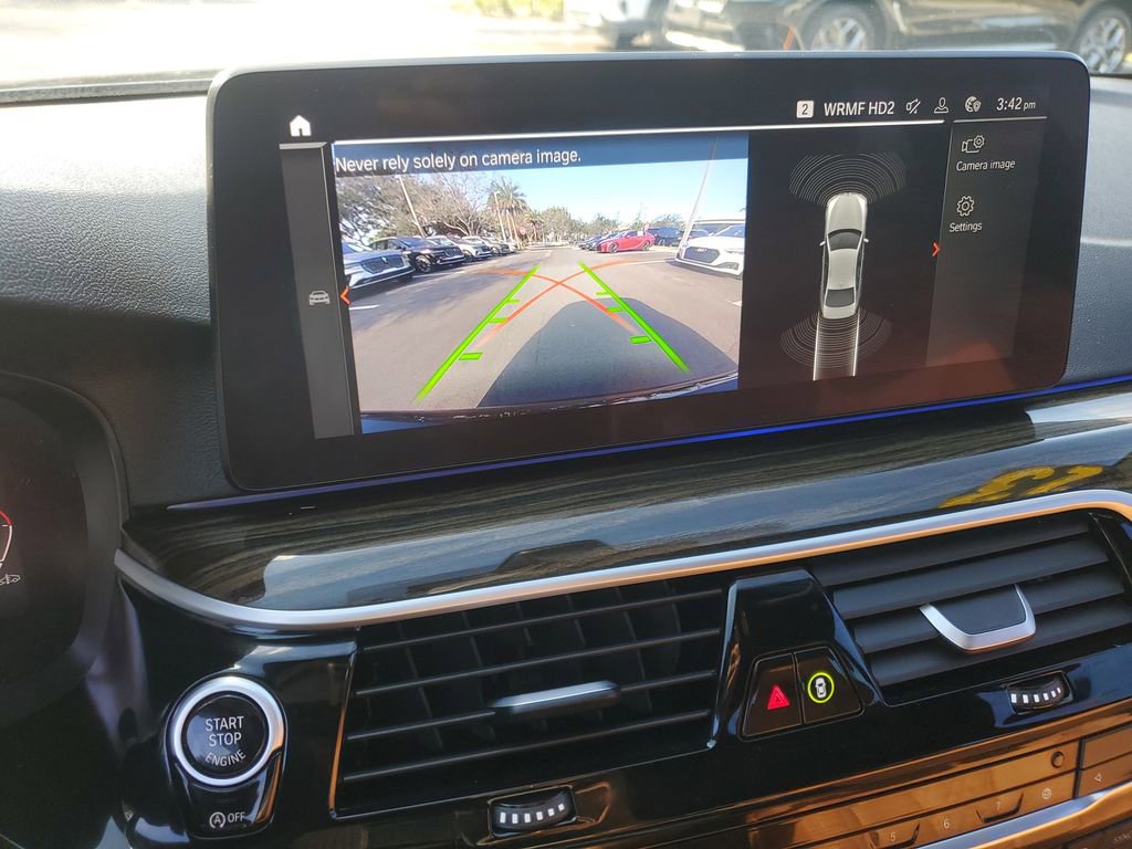 Used 2023 BMW 530i w/ M Sport Package image 28