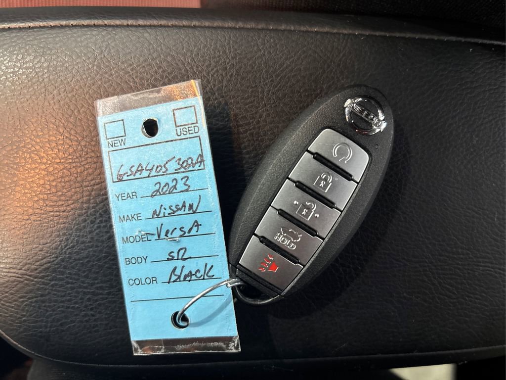 Used 2023 Nissan Versa SR w/ Trunk Package image 33