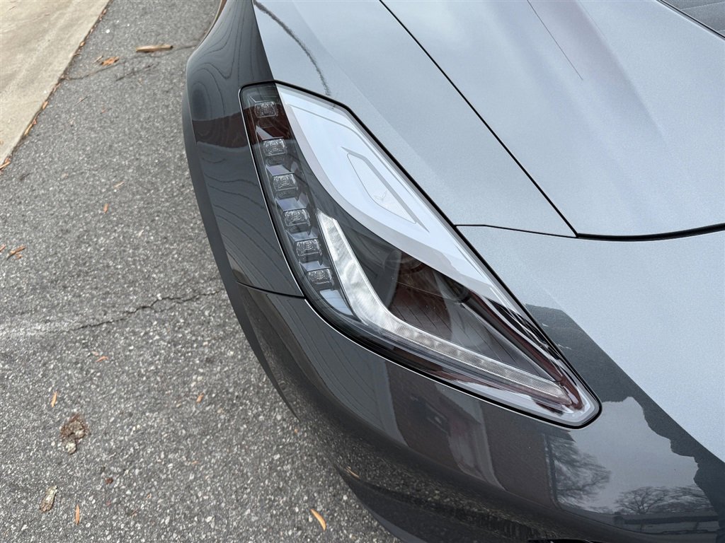 Used 2018 Chevrolet Corvette Z06 RWD image 16