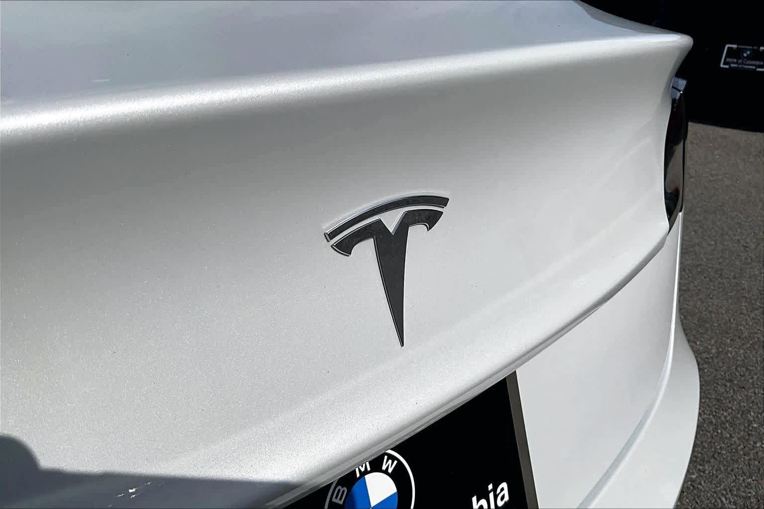 Used 2023 Tesla Model 3 Standard Range RWD image 32