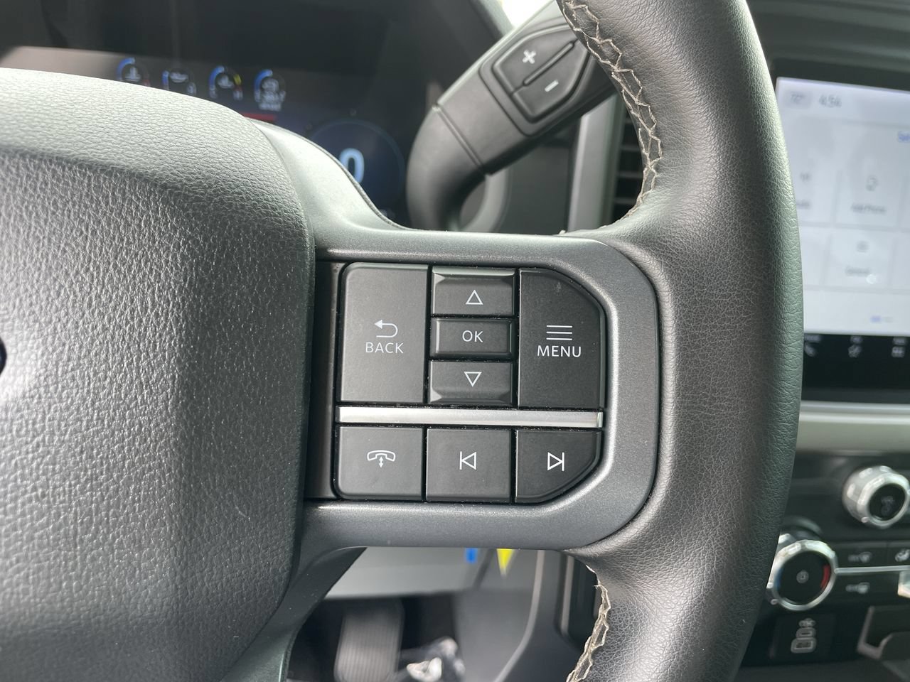 Used 2025 Ford F150 XLT w/ Equipment Group 301A Standard RWD image 28