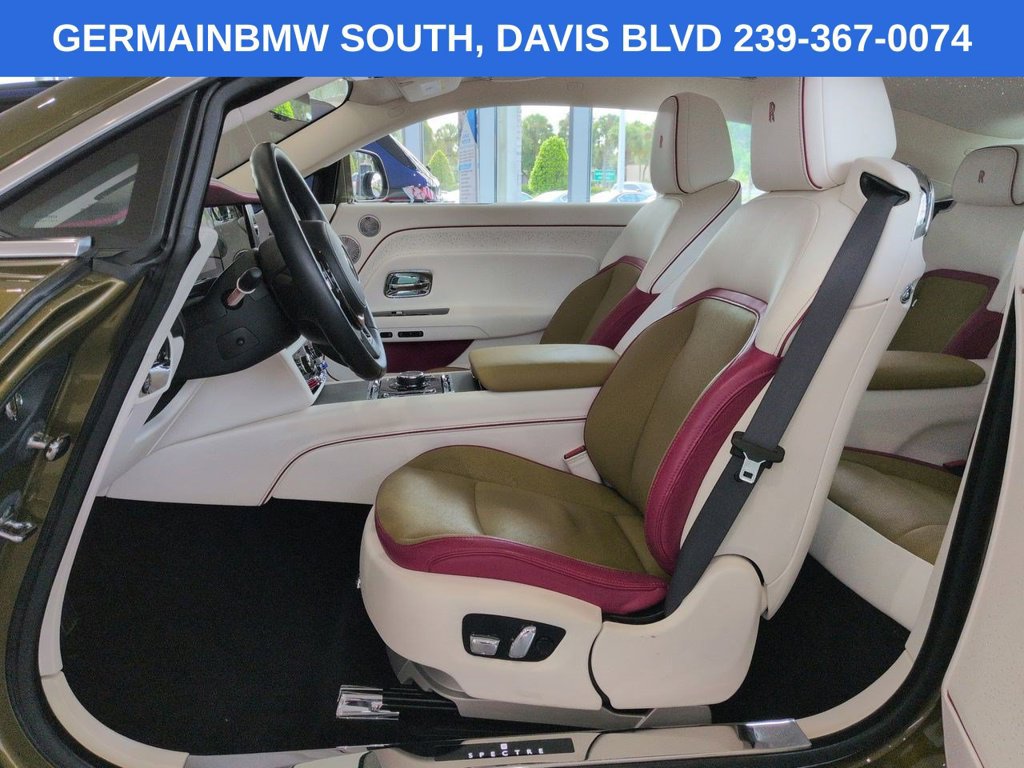 Used 2024 Rolls-Royce Spectre w/ Spectre Launch Package AWD/4WD image 18