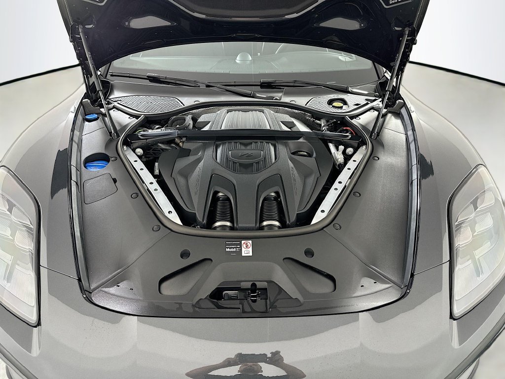 New 2026 Porsche Panamera RWD image 32