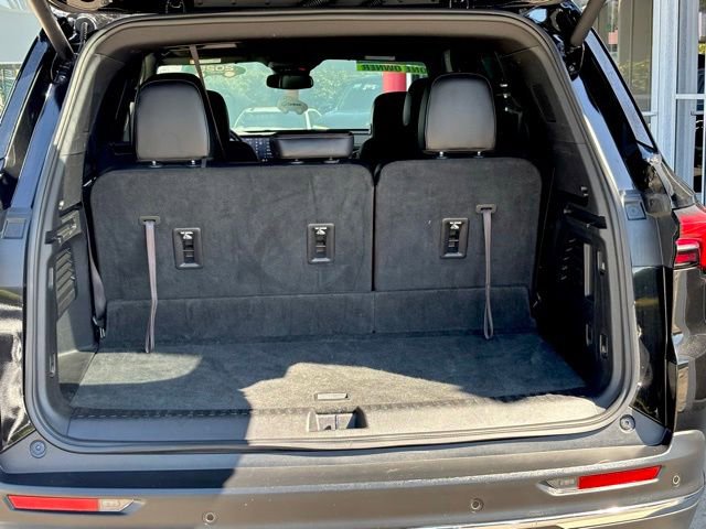 Certified 2025 Buick Enclave Preferred FWD image 26