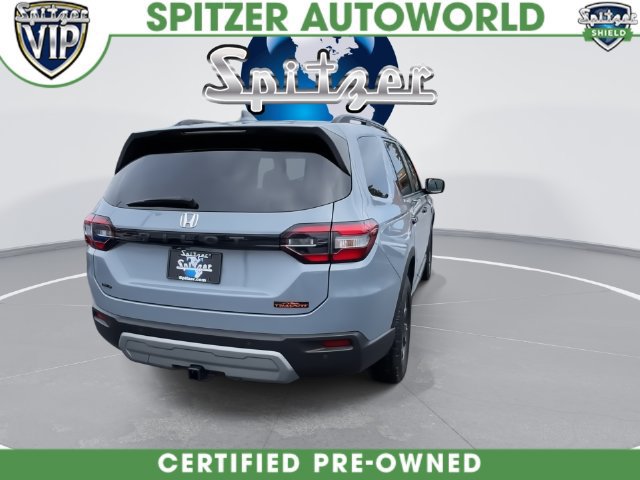 Used 2025 Honda Pilot TrailSport image 8