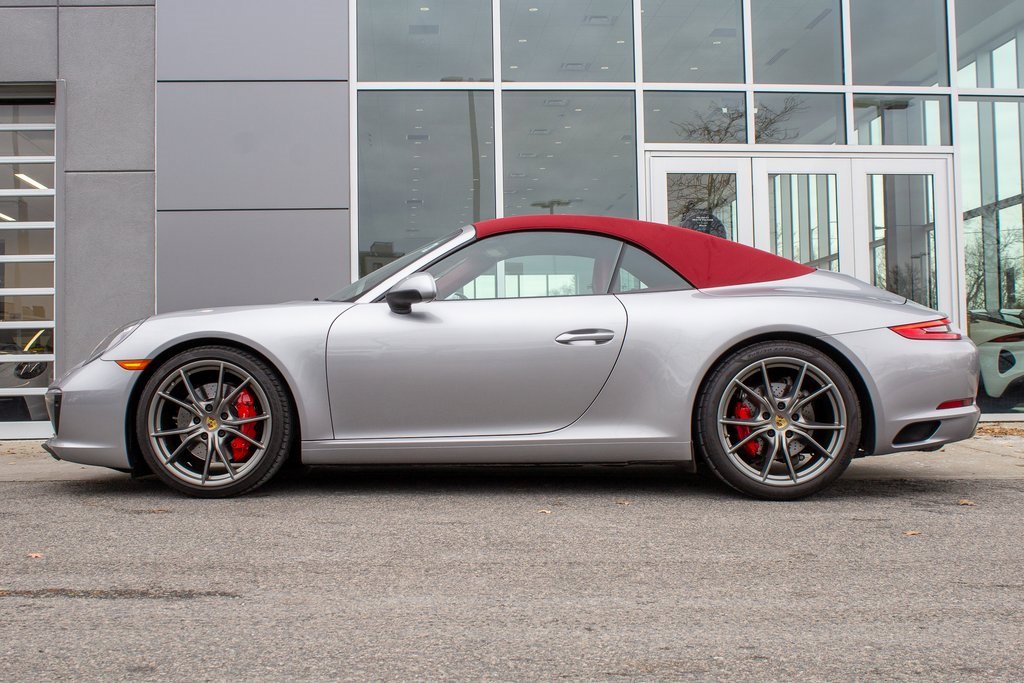 Used 2018 Porsche 911 Carrera S image 7