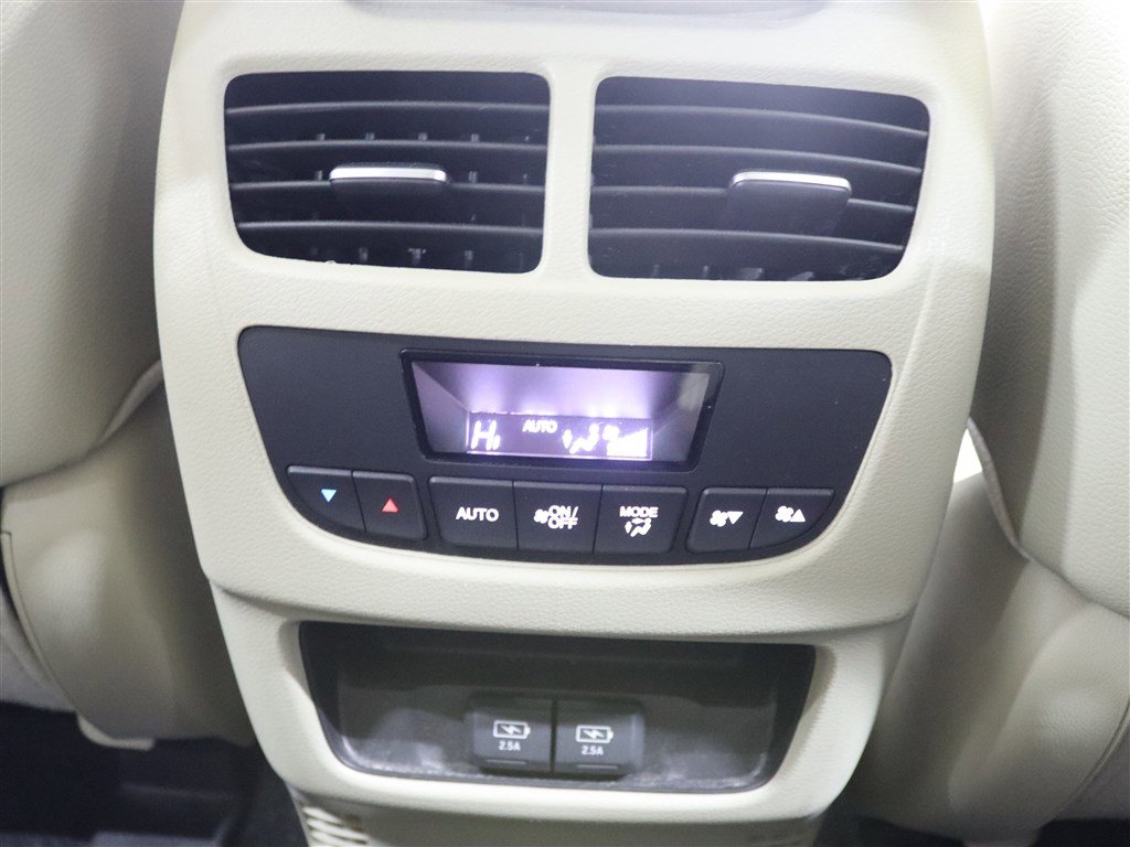 Used 2019 Acura MDX SH-AWD image 23