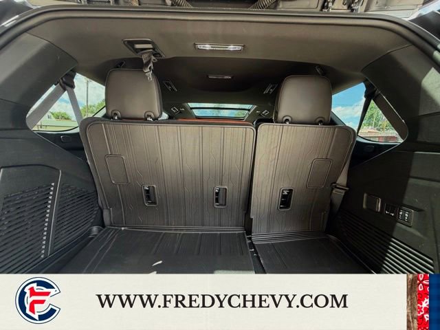 Used 2024 GMC Yukon Denali Ultimate AWD/4WD image 30
