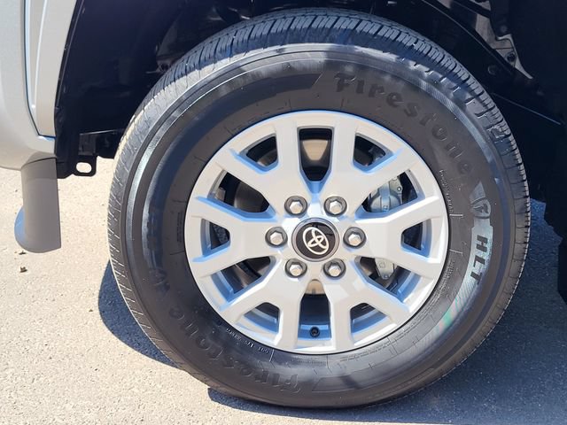 Used 2024 Toyota Tacoma SR5 AWD/4WD image 10