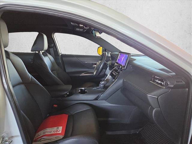 Used 2024 Toyota Venza Nightshade AWD/4WD image 19