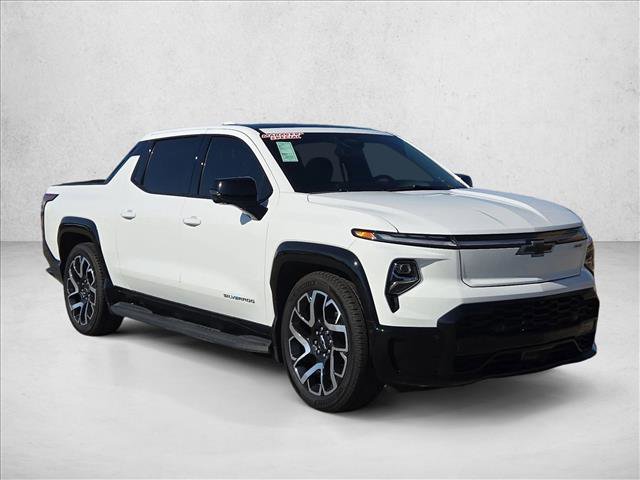 New 2024 Chevrolet Silverado EV RST image 7