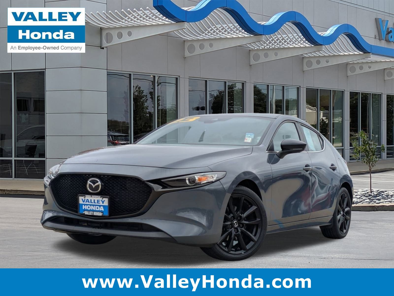 Used 2023 MAZDA MAZDA3 s image 1