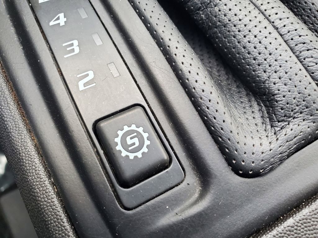 Used 2004 Cadillac CTS 3.6 w/ Preferred Equipment Group RWD image 23