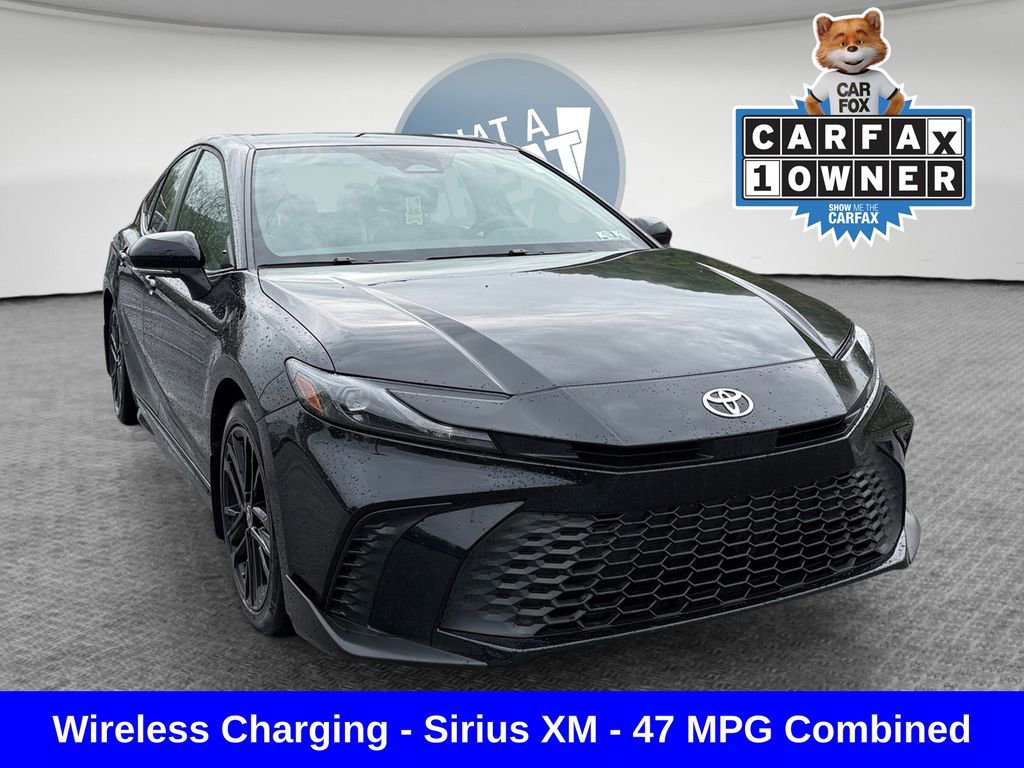 Used 2025 Toyota Camry SE