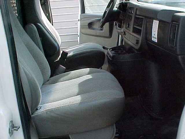 Used 2013 Chevrolet Express 3500 w/ Express Access Plus Package image 25