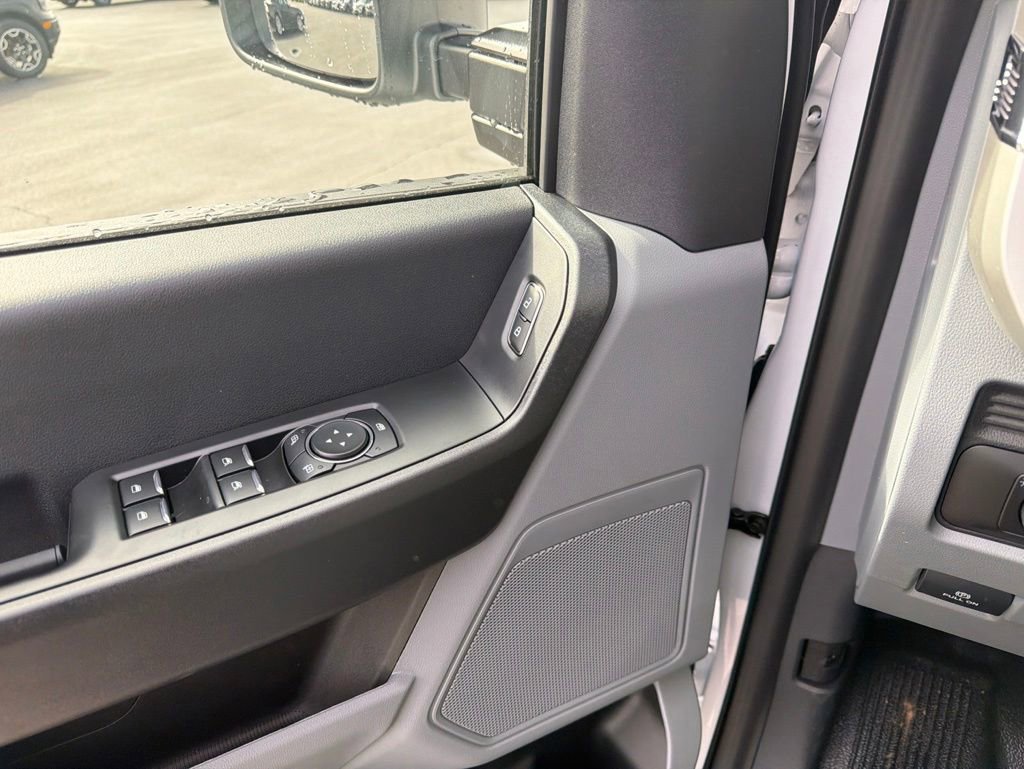 New 2026 Ford F550 4x4 Crew Cab Super Duty image 17