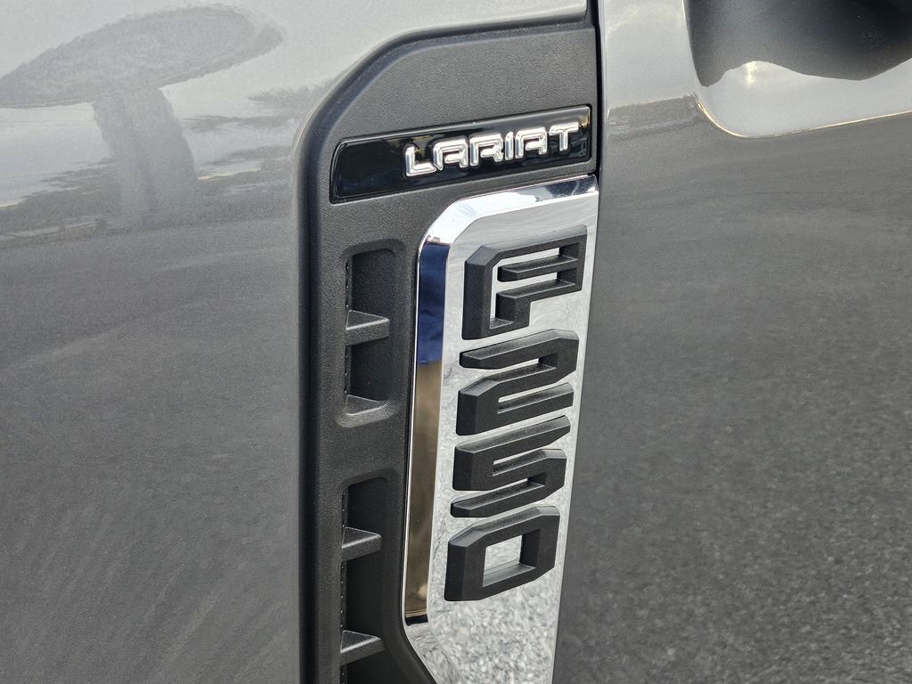 New 2026 Ford F250 Lariat w/ Chrome Package image 29