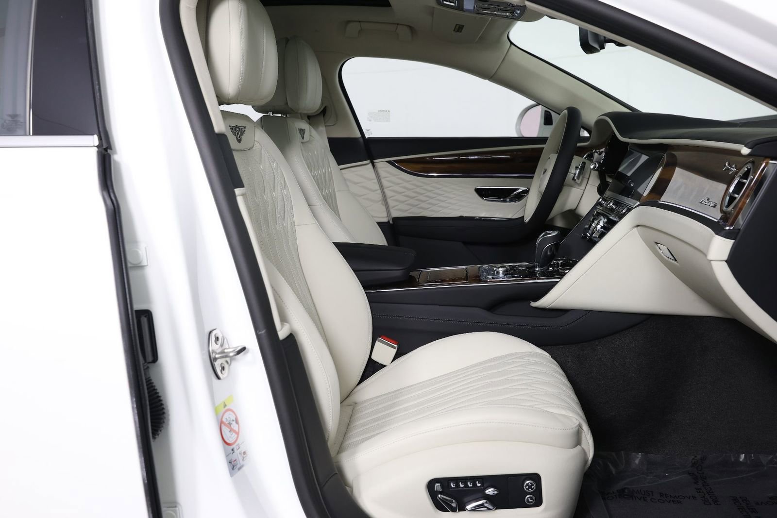 New 2026 Bentley Flying Spur image 32