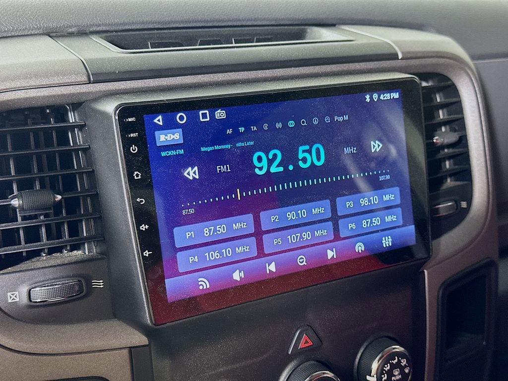 Used 2016 RAM 1500 Express RWD image 27